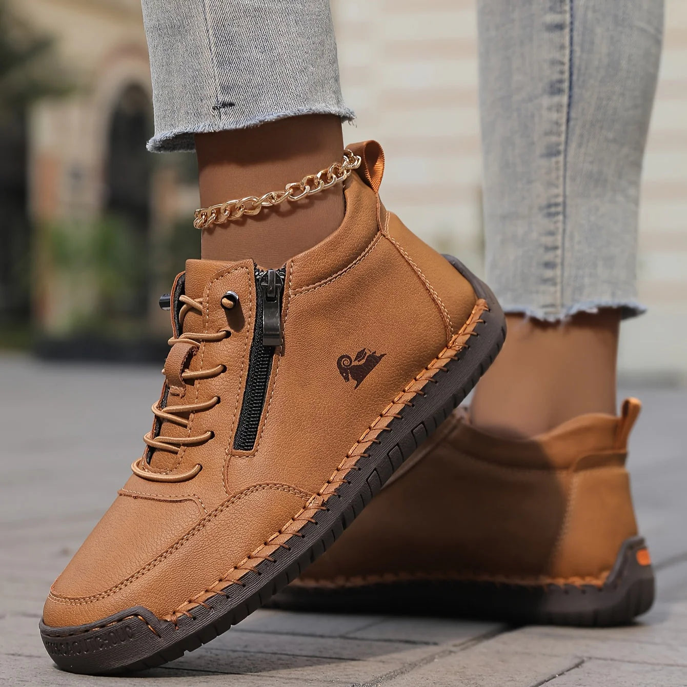 Olive Brown / 12