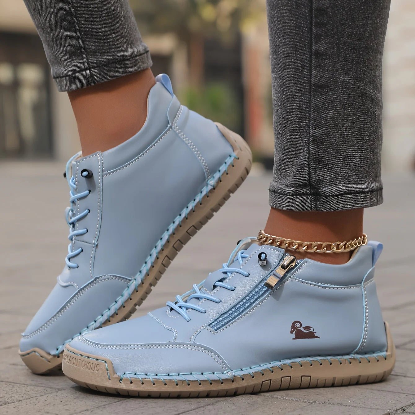 Light Blue / 12