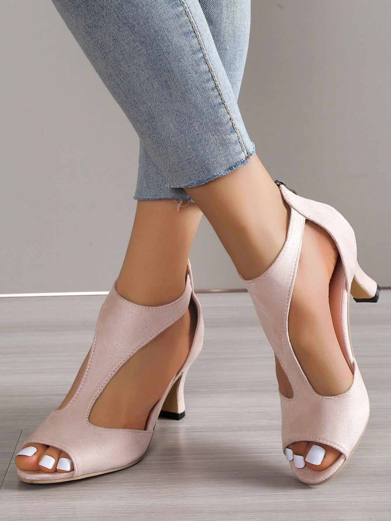 Light Pink / 12