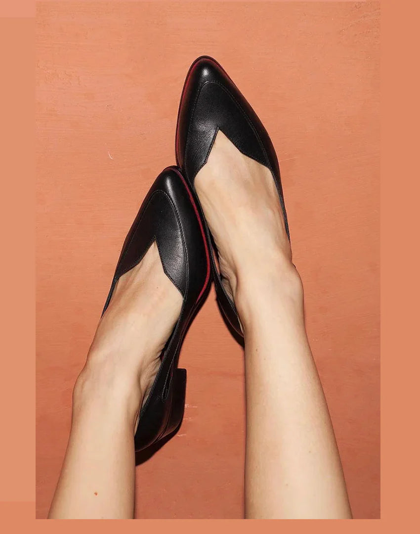 Black / 12