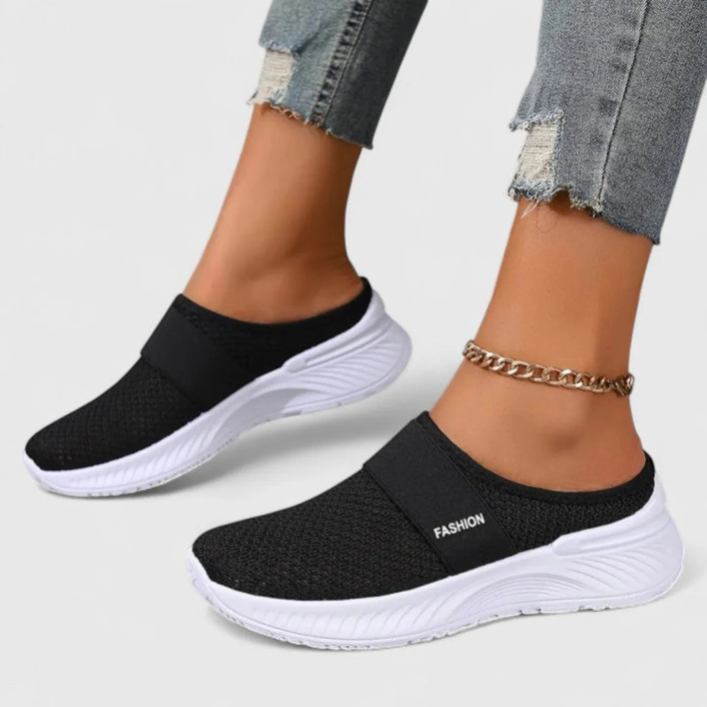 Black / 12