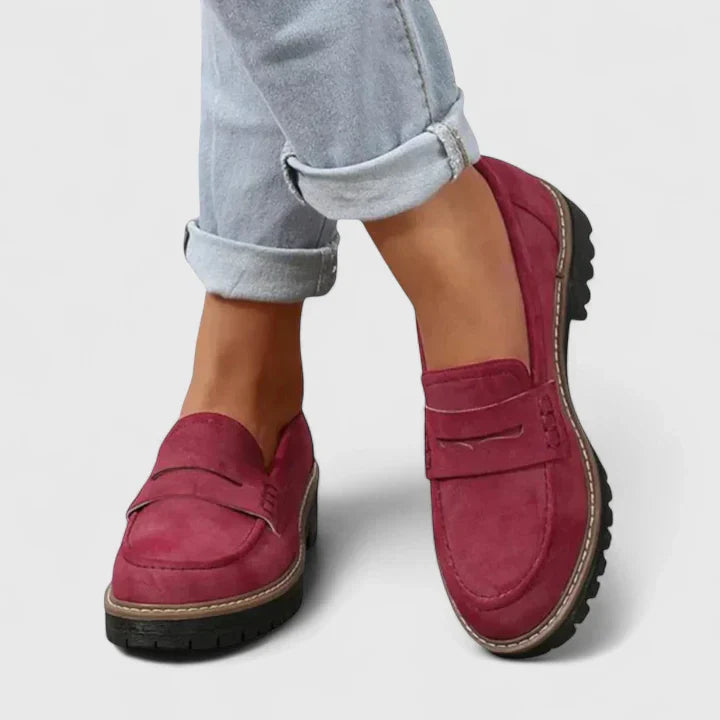 Red / 12