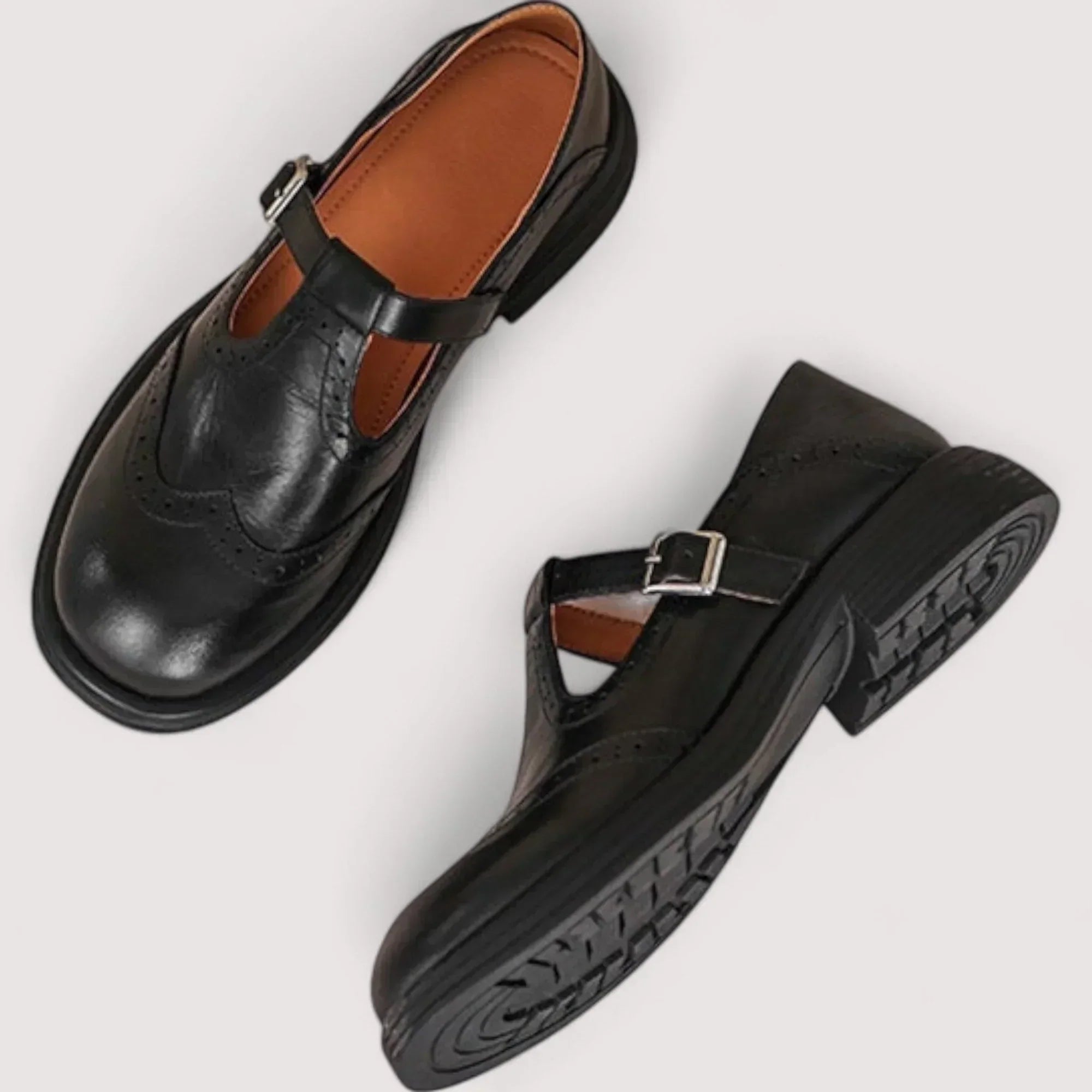 Black / 12