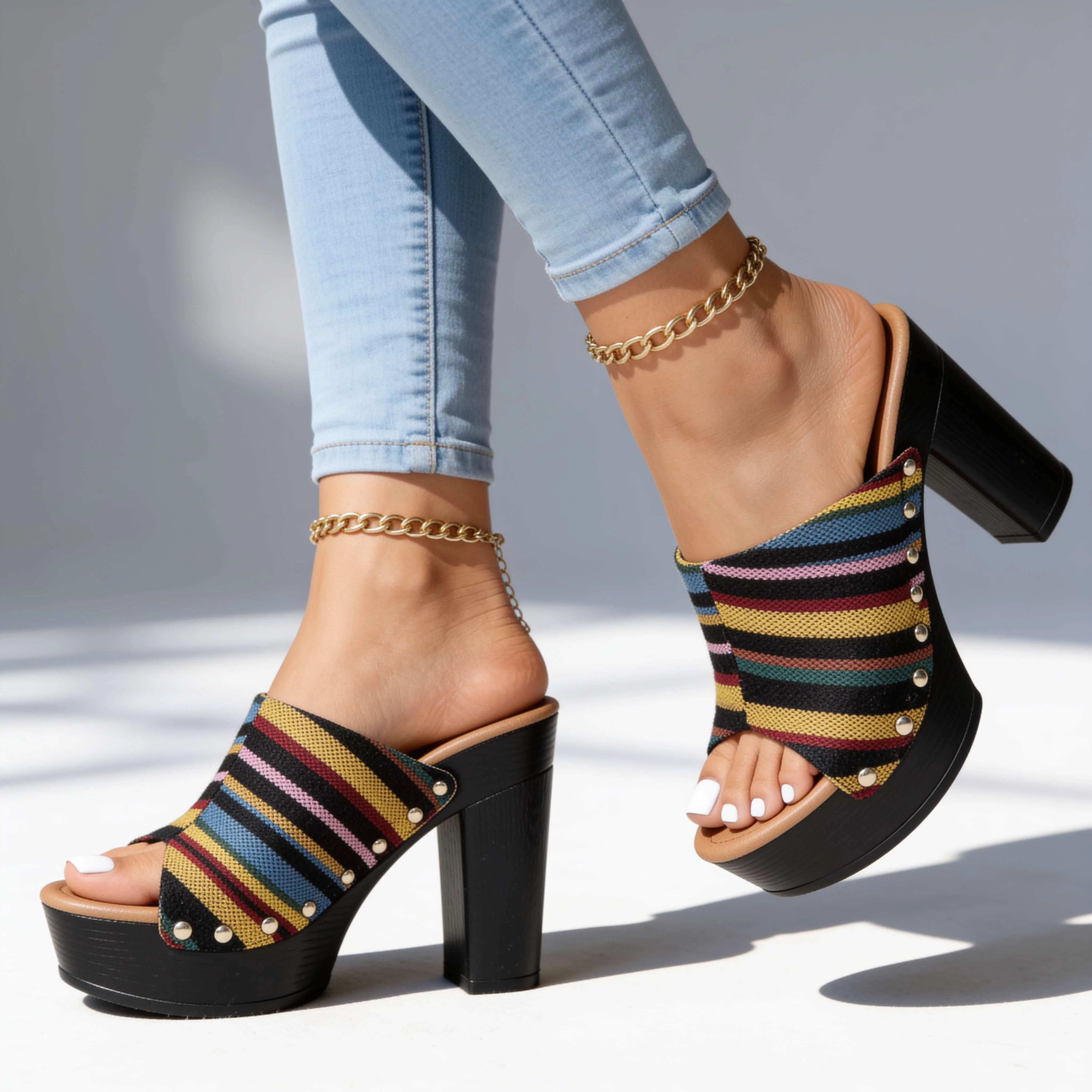 Black / 12