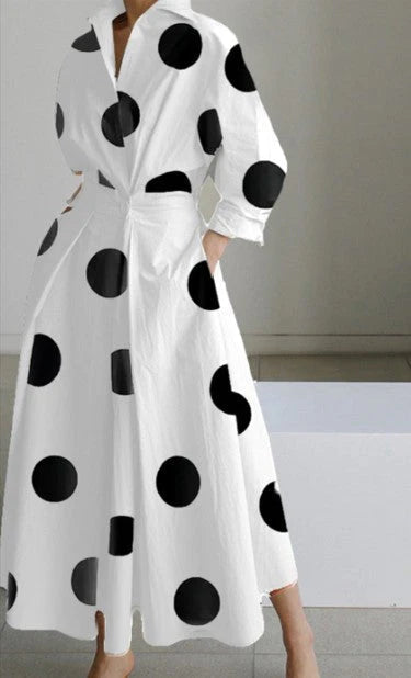 White with Black Dots / 4XL