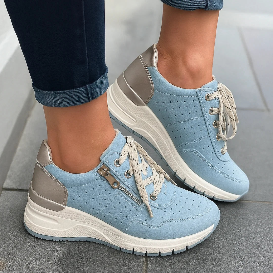 Blue / 12