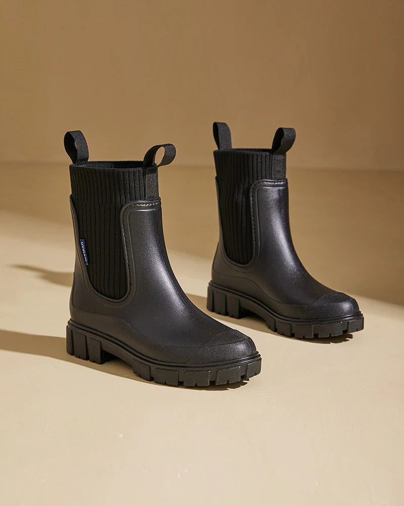 Black / 12