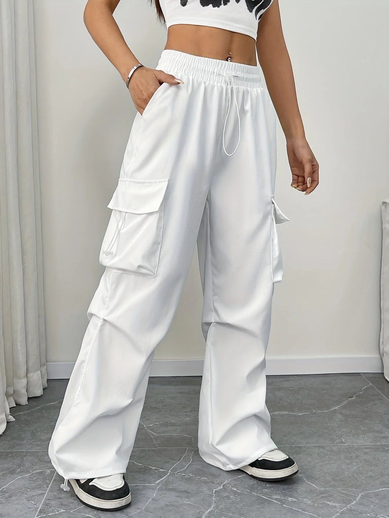 White / XL