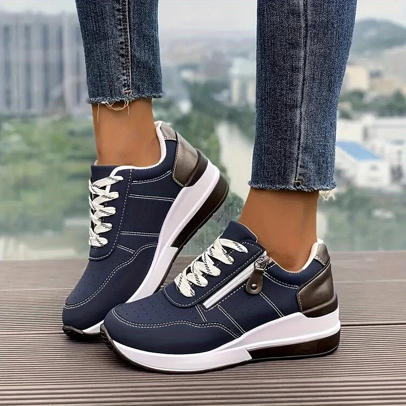 Blue / 12