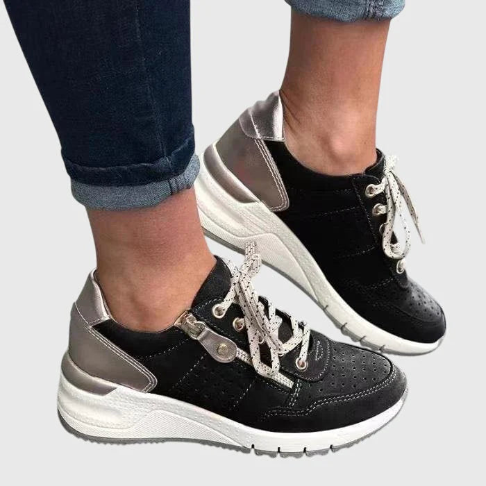 Black / 12